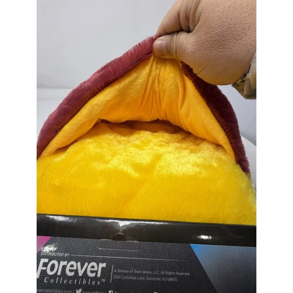 NFL Washington Redskins FeeeToes Plush Foot Warmer Pocket Pillow Forever Collect